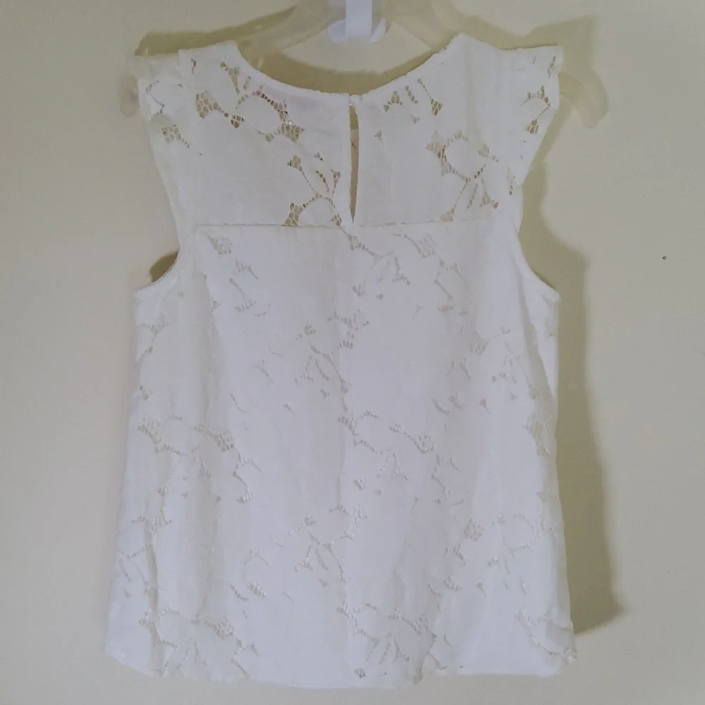 Monteau Los Angeles Girls Elegant White Lace Sleeveless Top SizeM